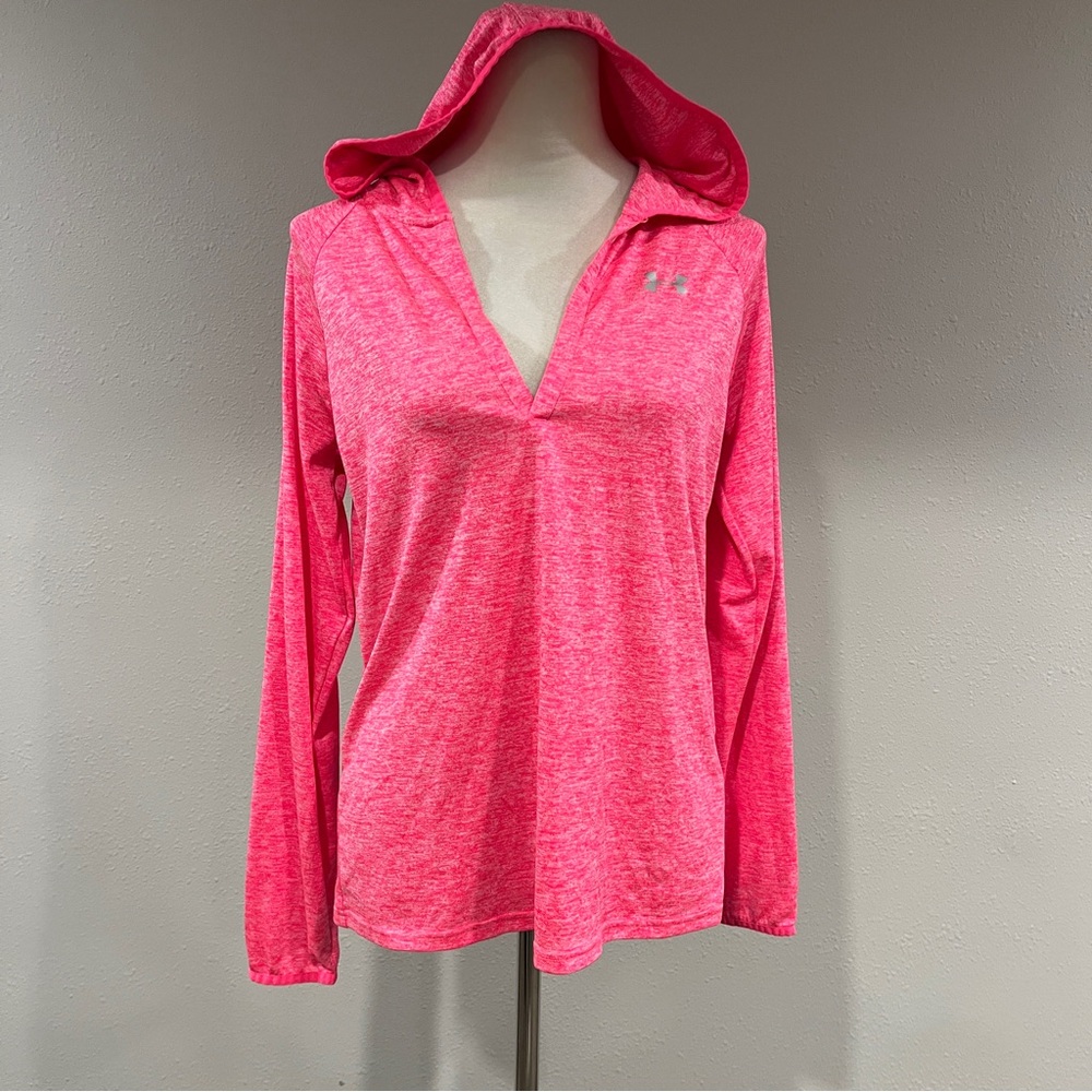 Under Armour Pink‎ Hooded long sleeve Top size medium